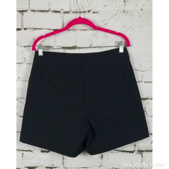 ANN TAYLOR | Flat Front Shorts Size 6 - Picture 3 of 6